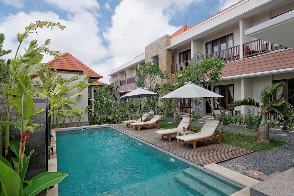 U Tube Hotel Uluwatu Екстериор снимка