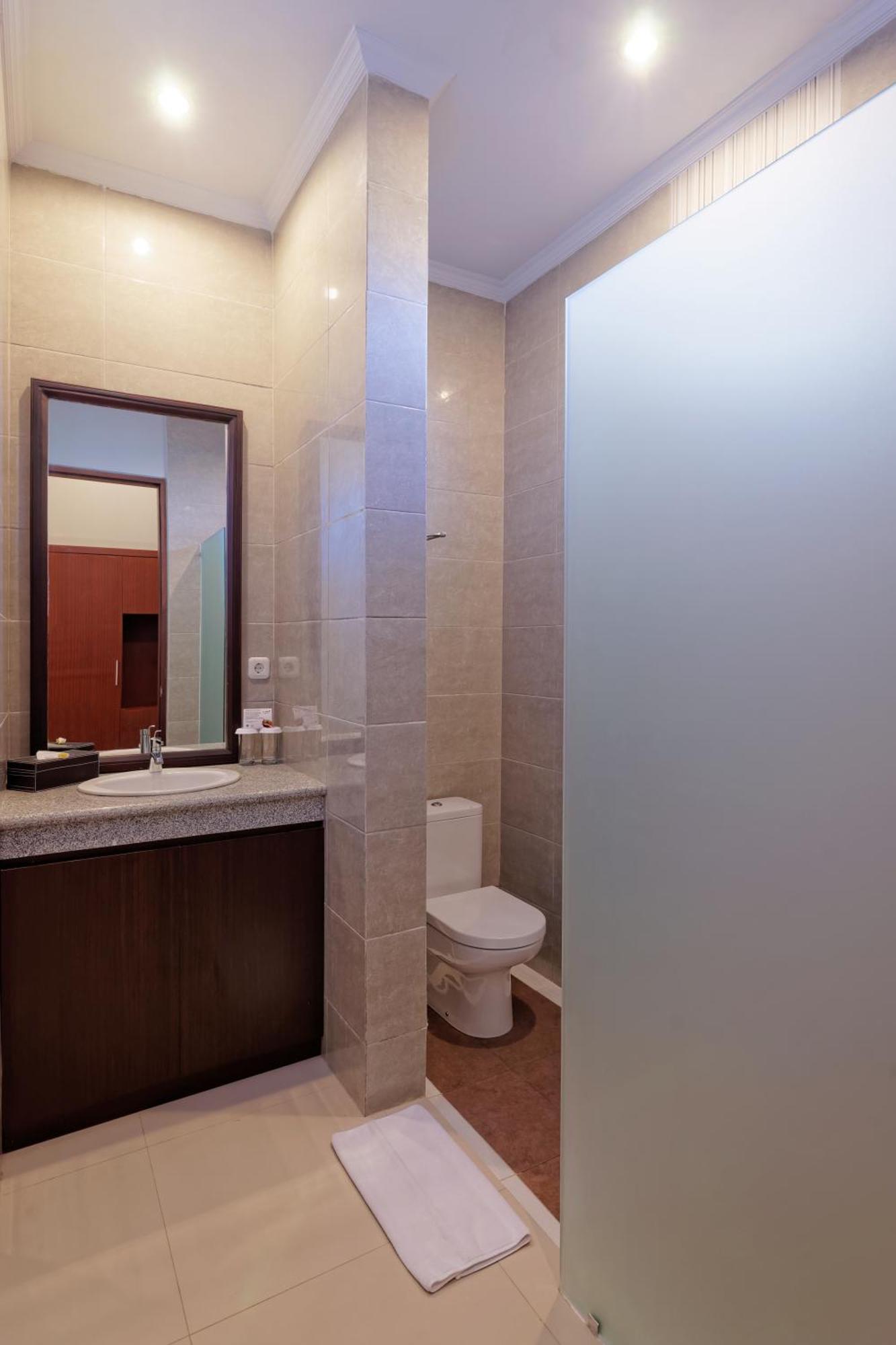 U Tube Hotel Uluwatu Стая снимка